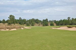 Sedge Valley 10th Approach